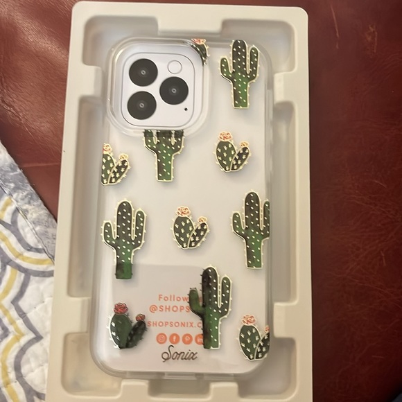 Sonix prickly pear iPhone 13 Pro case brand new never used - Picture 2 of 4
